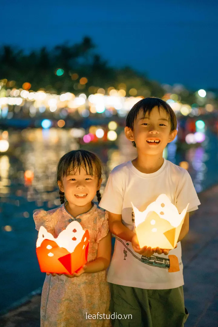 FAMILY / HOI AN NIGHT & DA NANG BEACH 