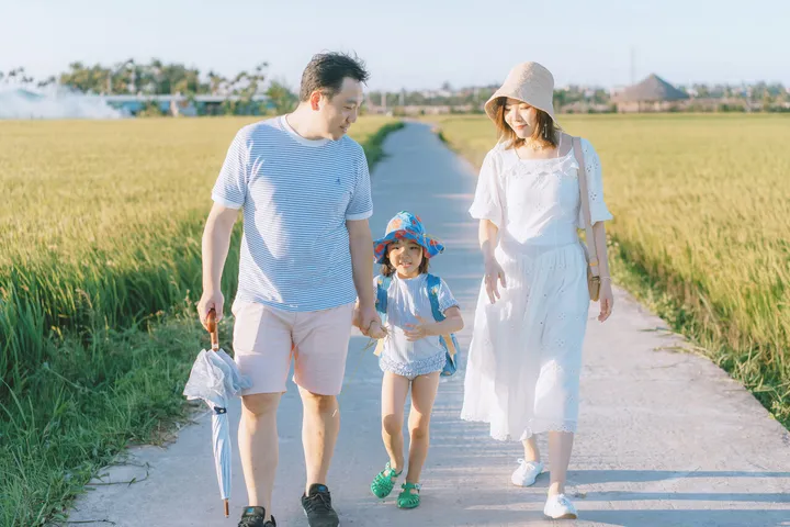 FAMILY / HOI AN FIELD & BEACH / AFTERNOON 